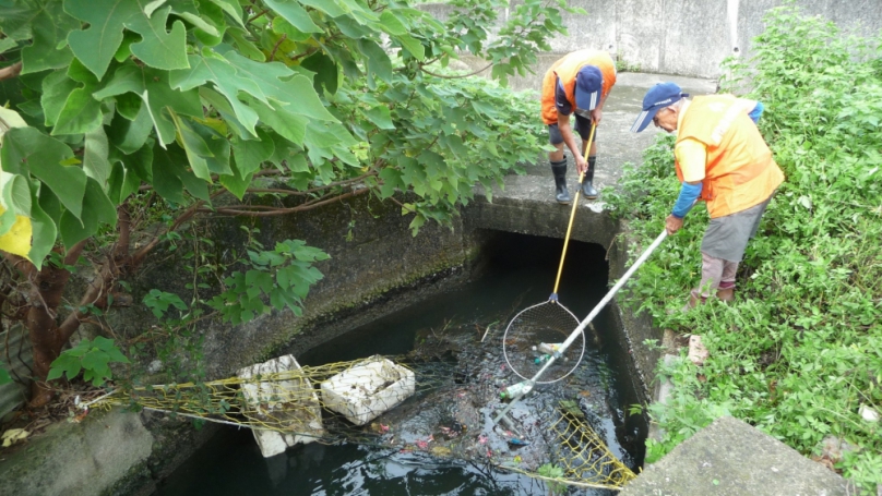 新竹市海洋管理4次、陸域水體攔除垃圾5次考核蟬聯「特優」  海陸雙捷！