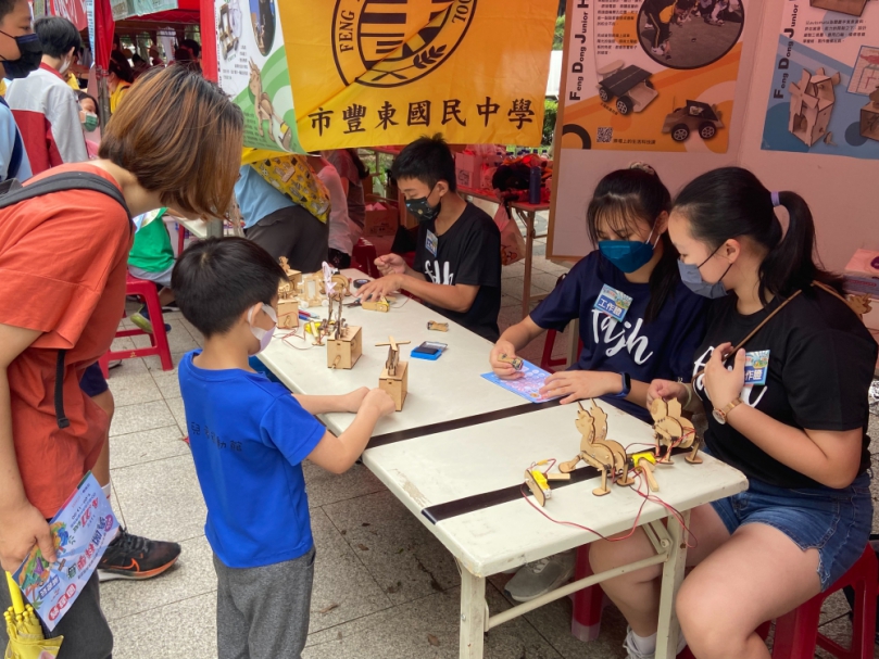 解鎖科學奧秘！中市中小學科學園遊會熱鬧登場