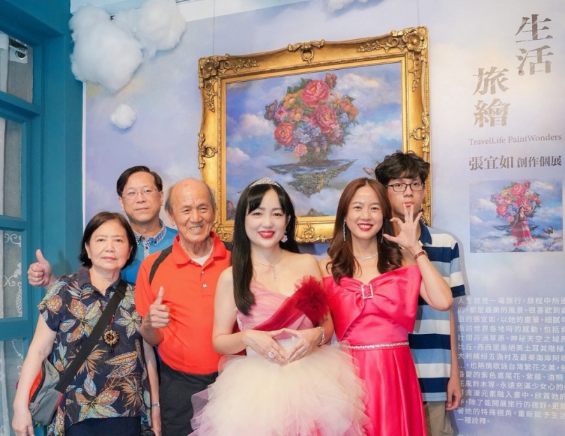 斜槓人生迸出亮麗火花  科技人愛上藝術  張宜如「生活旅繪」畫展詮釋世界旖旎風光