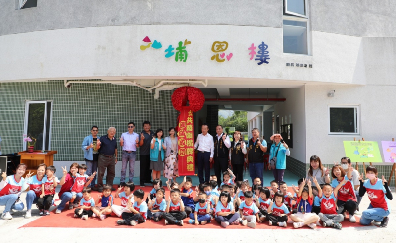 大埔國小「埔出藝境」與「翔鷹同趣」公共藝術　展示校園美感和藝術的新面貌