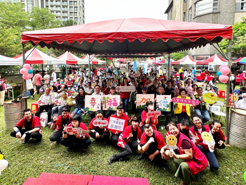 集眾人之志  成就美好  新竹市天主教仁愛基金會愛心園遊會圓滿又溫馨