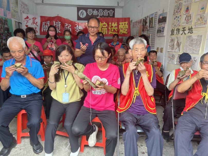 台中市大安農會「粽情粽意‧顆顆傳溫情」  讓大安、大甲、外埔、清水、梧棲等地區獨居弱勢長輩享用肉粽  在年節時感受溫馨關懷的愛