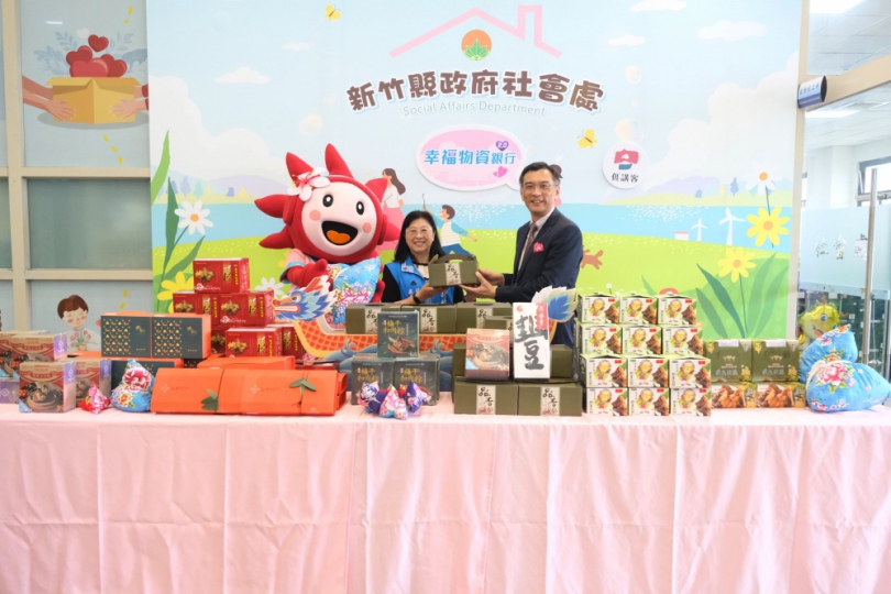 你們沒被遺忘！遠百竹北店募粽捐竹縣府轉贈弱勢長輩