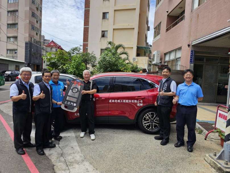 建瑞電機工程股份有限公司、吳旻諺先生樂善好施   捐中市消防局災情勘查車