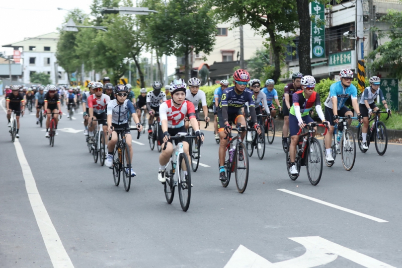 永不放棄一騎來發財　自行車環縣99.9K挑戰活動