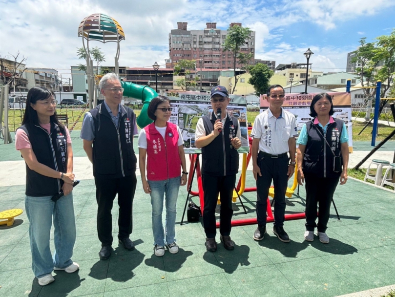 台中市議員朱暖英爭取南屯區中和公園新增現代化兒童遊戲設施7日開放啟用