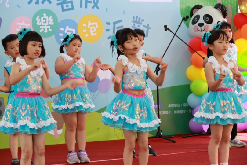 深耕英語接軌國際 南投口說英語多元展能大匯演精彩登場