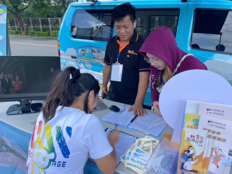中市勞工局就業服務巡迴車開跑！巡迴29區街頭駐點挺市民就業