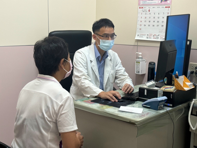 大甲李綜合醫院新陳代謝科主治醫師陳昱瑋提醒  夏天水果吃太多恐造成血糖失控