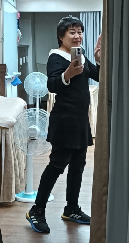 ❤️ 作品：照長鏡子自拍.真有趣