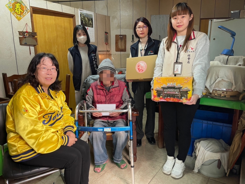 溫馨快遞34年愛不止息  中市社會局送暖台中9000多戶家庭