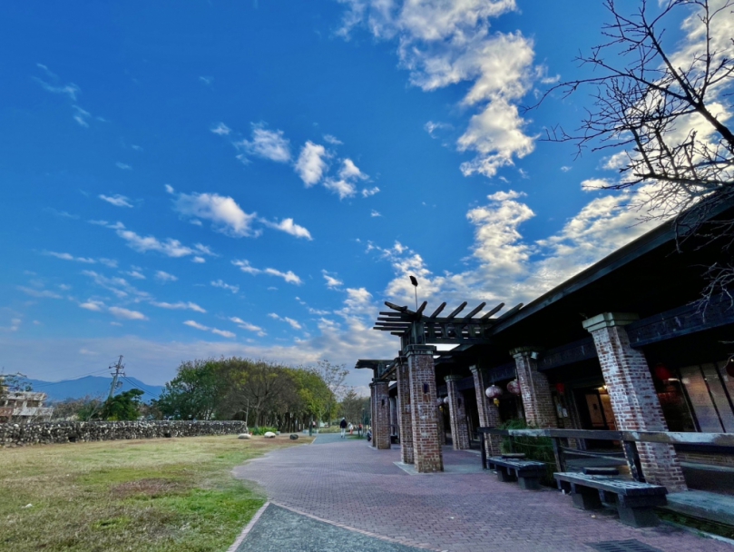 蛇現幸福迎新春  東勢客家文化園區開館