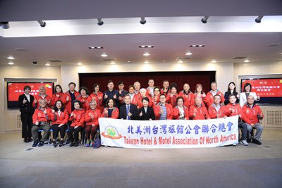 北美洲台灣旅館公會聯合總會長汪蔚興拜會盧市長
