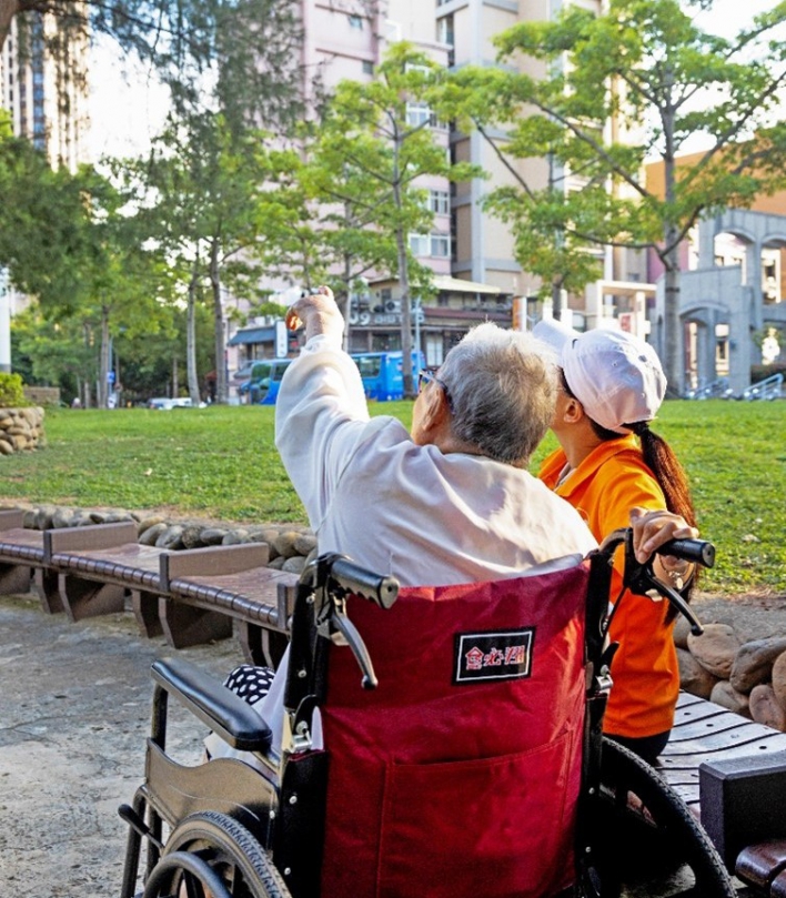 嘉惠更多長者   新竹市擴充長照服務   再增4家居服特約單位