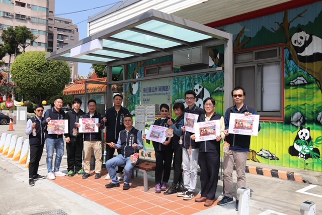 提倡綠色交通！烏日區長林崇懿邀請市民朋友搭乘公車賞燈趣