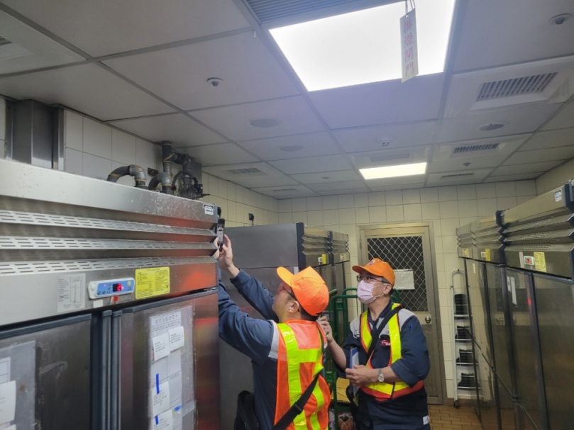 維護公安不妥協！中市府提前完成聯合稽查百貨商場量販店   缺失將依規罰鍰