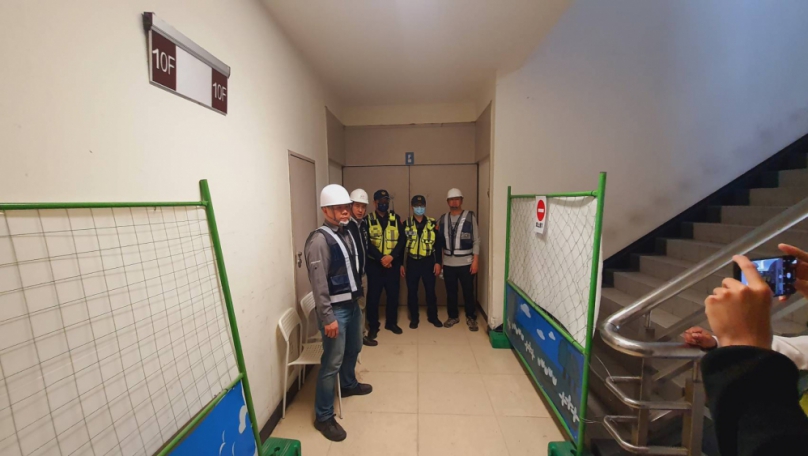 新光三越首日開放百貨人員暫時進出取物  中市都發局視察安全防護：貫徹督導責任