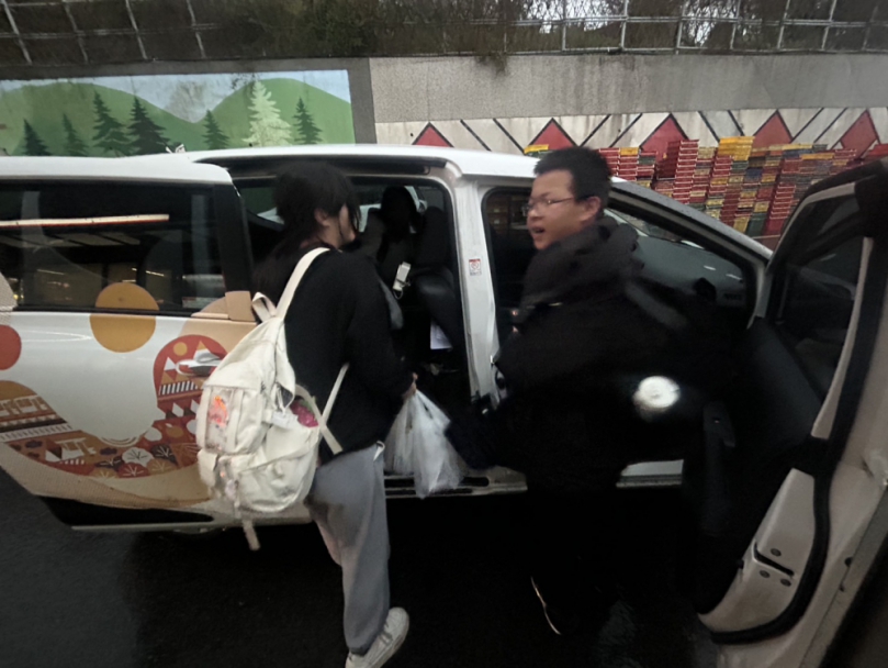 市民即家人！梨山幸福巴士穿越冰雹瀑布完成護送居民超級任務