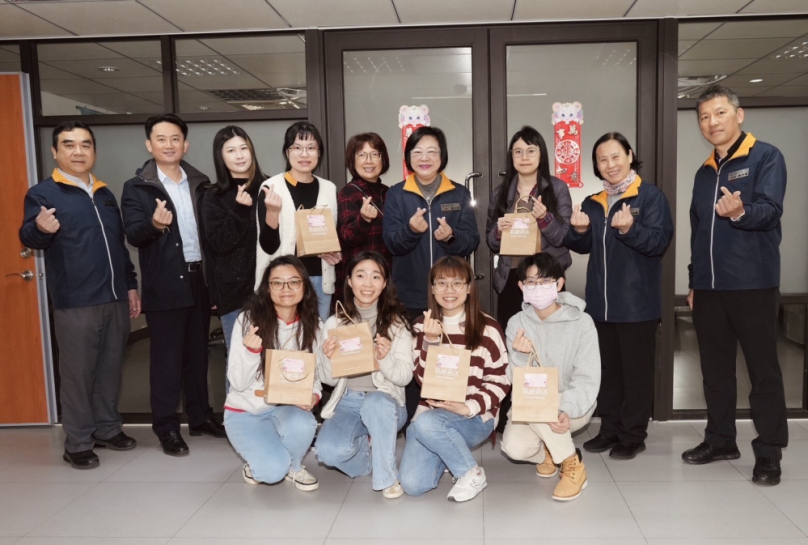 國際婦女節前夕   新竹縣女警長向女性同仁賀節   不忘上市場宣導防詐