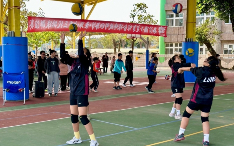 崙背國小光電球場啟用　劉建國：打造優質環境培養未來運動人才