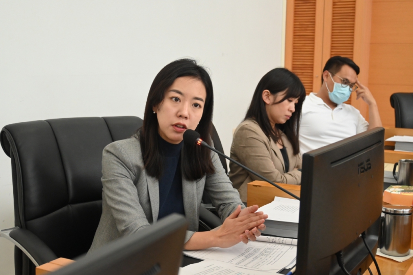 推動汽機車平權要落實 議員吳佩芸：應擴大試辦取消機車強制二段式左轉！