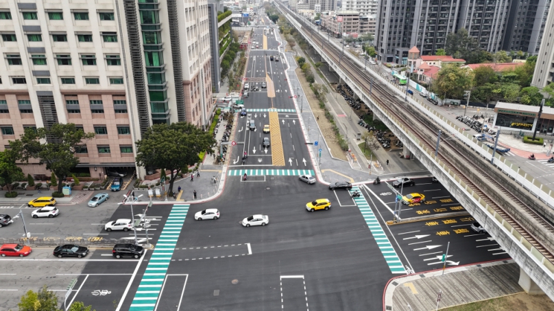 5.3億守護師生與就醫民眾通行安全！中市南區建國北路拓寬完工通車