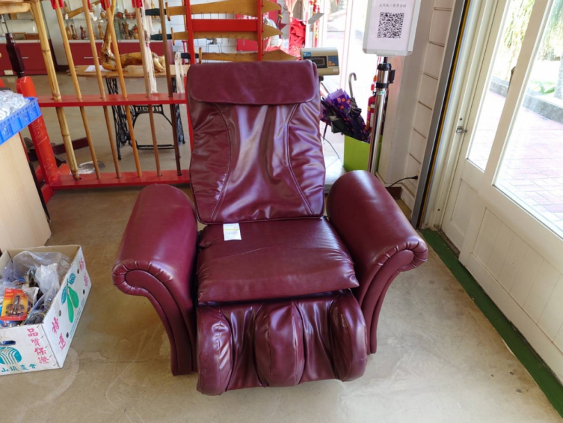 廢棄按摩椅、行李箱修復！中市「寶之林中心」致力家具再生