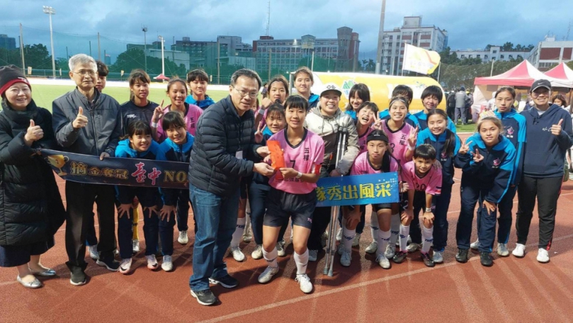 中市學校再傳HFL足球聯賽佳績！ 五權女足摘金奪冠、黎明男足勇奪亞軍