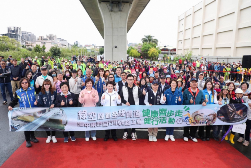 「綠空廊道」全線通車！潭子74號橋下自行車跨橋工程完工   市長盧秀燕讚：全市最長自行車道