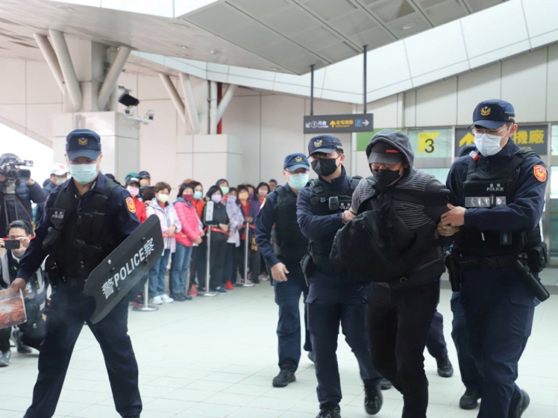 中捷模擬歹徒持刀、列車出軌    情境演練展現跨單位應變能力