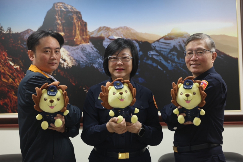 新竹縣打詐英雄就是你！瀏覽「打詐儀錶板」有機會把「警察皮皮獅」帶回家