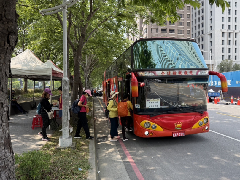 2025大甲媽祖遶境活動接駁熱！4日起駕日接駁疏運187班次