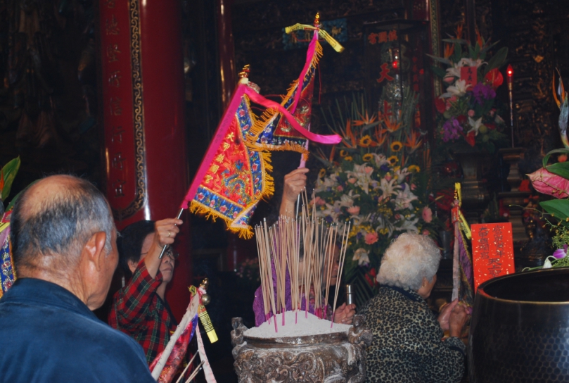 大甲五十三庄龐大人潮至奉天宮參與媽祖祝壽大典
