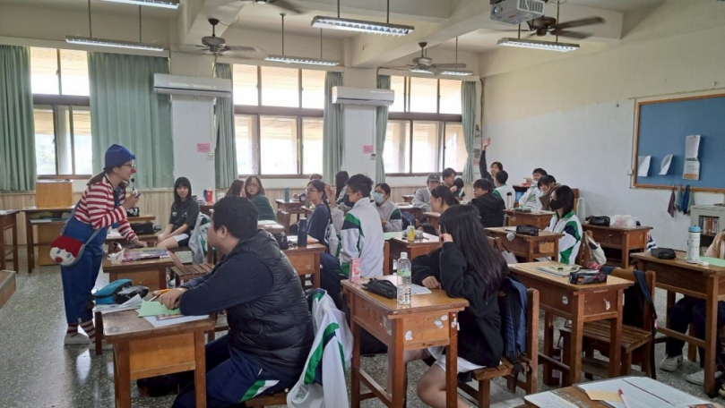 新竹縣政風攜手警局   竹北高中宣傳廉潔與環保