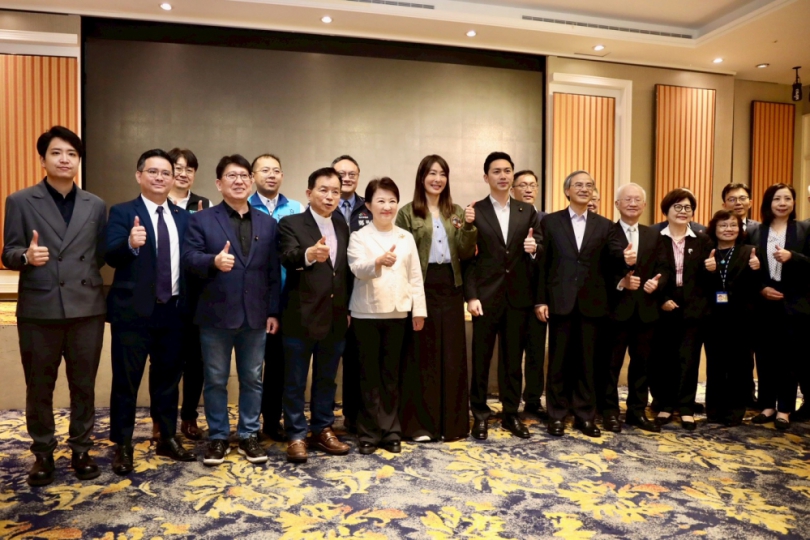 打造台灣新地標！立院率團考察「台中101」預定地   台中市長盧秀燕：投資台中是最聰明的選擇