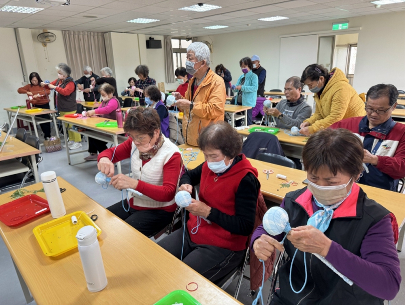 日南綠照班自製天然艾草槌   健康活力不求人