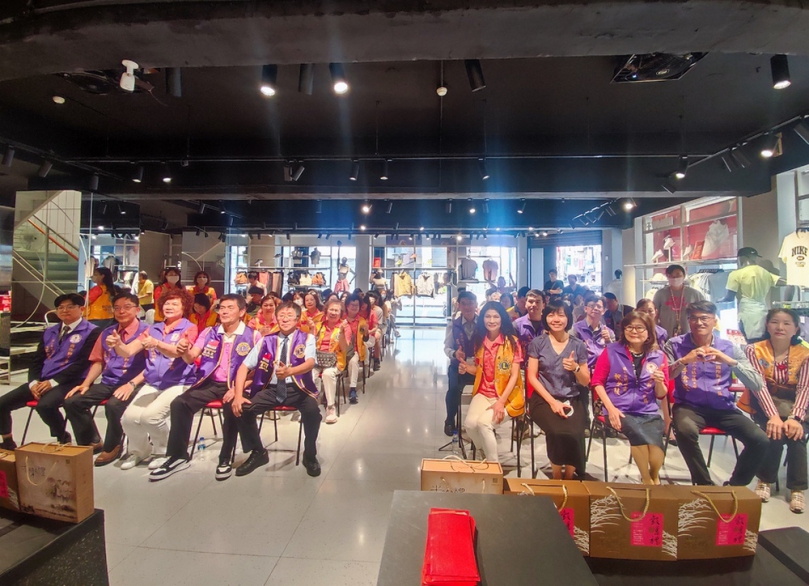 熱心捐助失親兒穿品牌好鞋 嘉女獅子會傳遞溫馨關懷