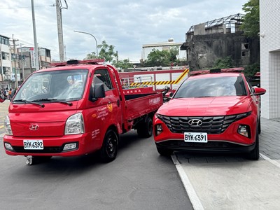 提升消防救災效能慈善團體攜企業捐中市府消防警備車與器材