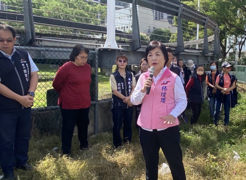 潭子150平方公尺畸零地淪髒亂點   立委楊瓊瓔及台中市議員賴朝國協調活化變身綠地