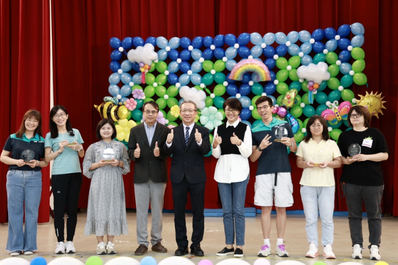 國立特教學校12周年校慶 許縣長出席同樂