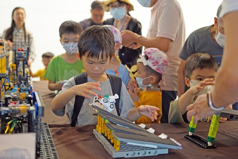 以閱讀為核心結合定向運動 帶領民眾用「玩」的方式愛上閱讀 國資圖2025世界閱讀日《閱野現蹤 定向悅讀》GO