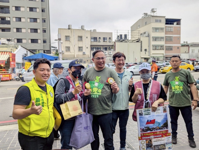 罷免羅廷瑋倒數衝刺！王義川與台中市議員聯手掃街　號召民眾「一張一張簽下去」