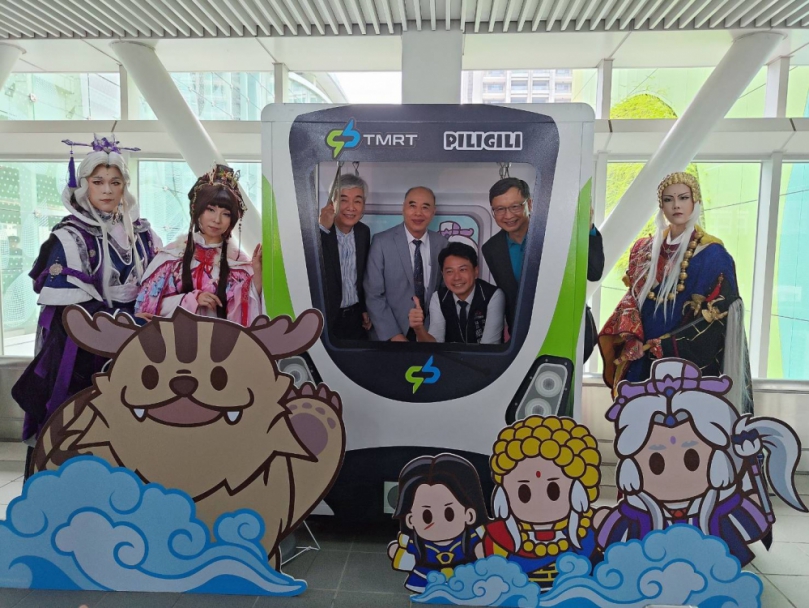 霹靂布袋戲現身台中捷運！ 主題車站、彩繪車廂登場