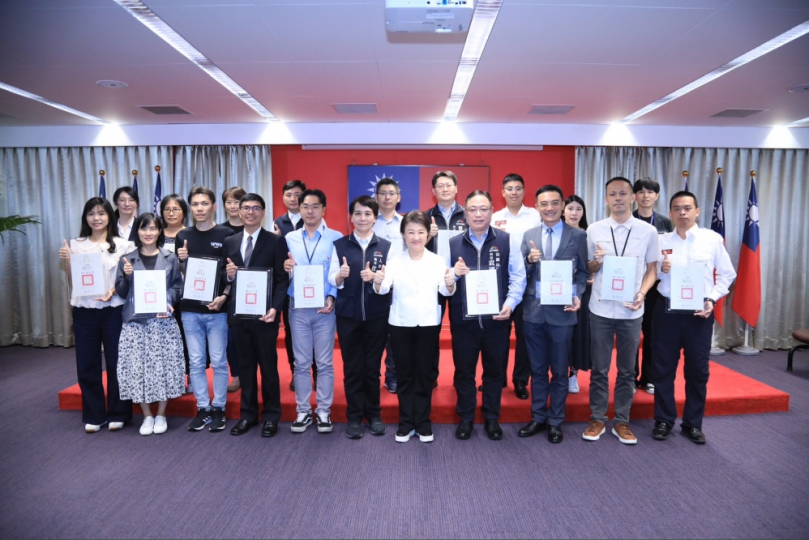 中市府表揚19位模範公務人員   市長盧秀燕肯定同仁表現：共同打造幸福宜居城市