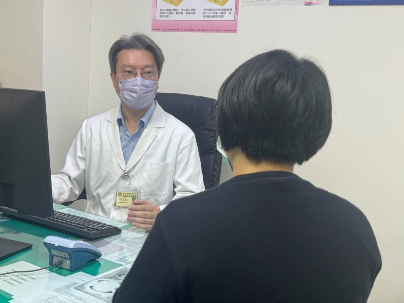 上班族壓力大胃潰瘍導致腸阻塞   一個月爆瘦逾5公斤