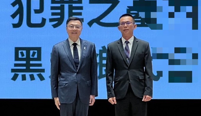 狂賀！副隊長劉丁心守護國土查緝先鋒　獲行政院長卓榮泰親自表揚