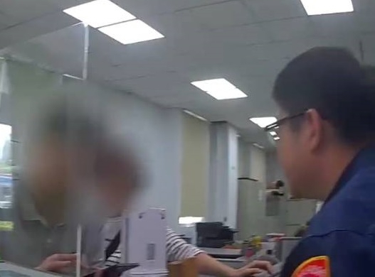 男子被檢察官偵訊三小時     警戳破保住五百四十萬元