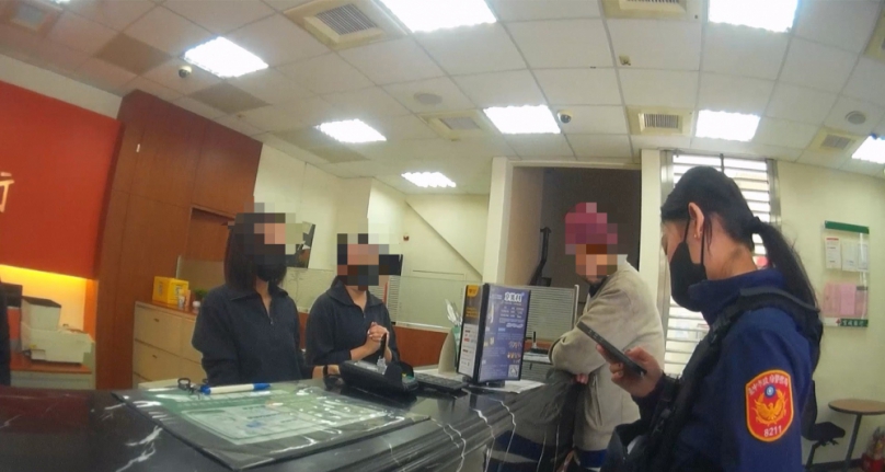 語言國籍零障礙   外籍教師匯款遇阻   熱心警展現專業與熱忱幫解圍