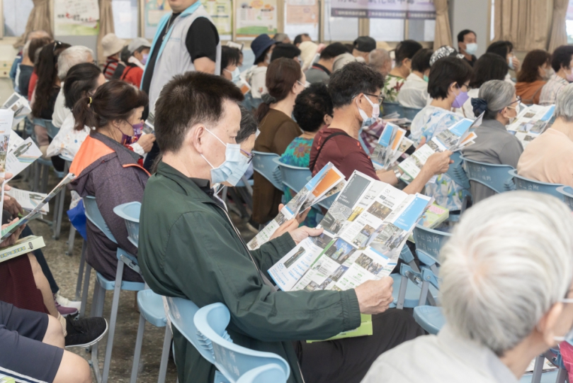 邱臣遠走入最基層    東區里鄰長研習活動勉勵共築幸福城市