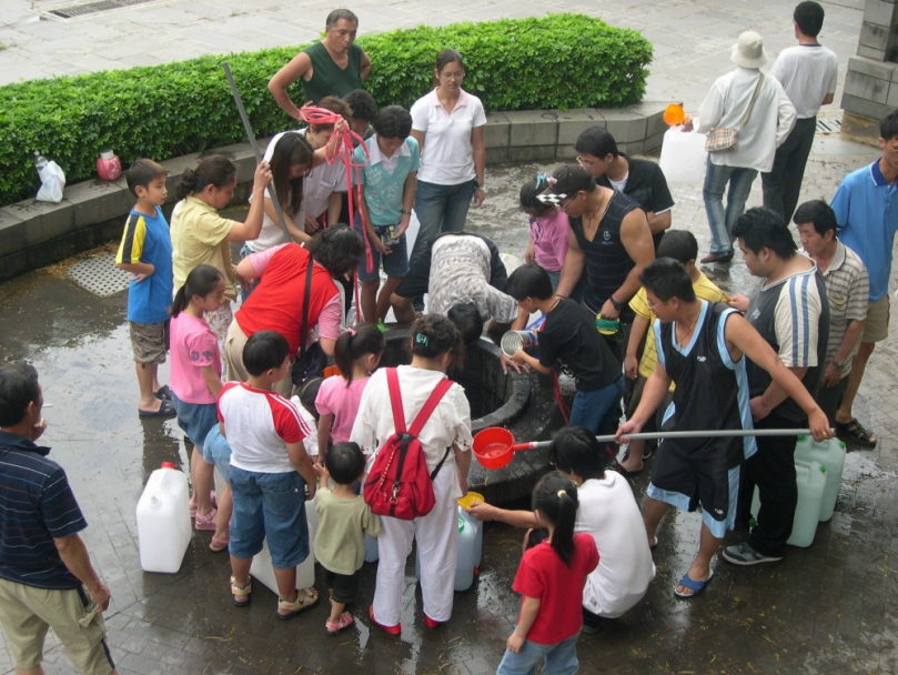 端午連假去哪玩？中市鐵砧山劍井取午時水求開運